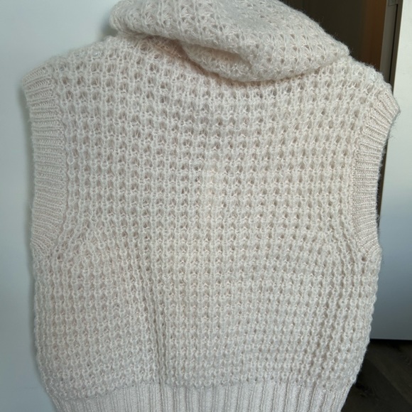Gentle Fawn Cream Clementine Vest - Picture 4 of 4